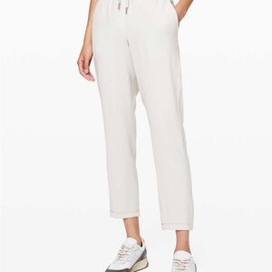 Lululemon On the Fly 7/8 Pant Cream Silverstone